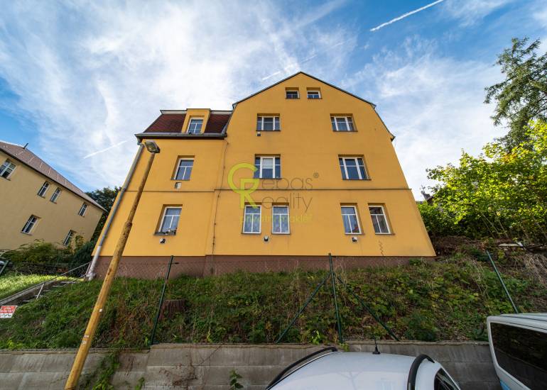 Bytový dům se 6 byty a nebytovým prostorem -  Liberec
