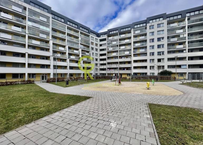 Pronájem bytu 2+kk s lodžií - ul.Rokycanova, Praha 3