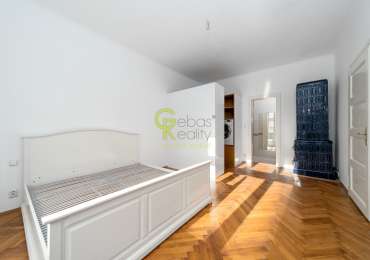 Pronájem prostorného a světlého bytu 3+1 s balkonem - ul.Vinohradská – Praha 3