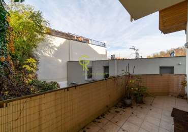 prostorný mezonetový byt 3+kk se dvěma balkony, garáží a sklepem –  ulice Ve Vilách, Praha 4