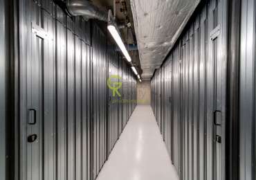 Pronájem bytu 2+kk s balkonem, garážovým stáním a sklepem – novostavba Sija Kamýk, Praha 12