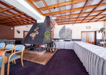 Exkluzivní investiční příležitost v srdci Šumavy-fungující hotel a současně development s povolením
