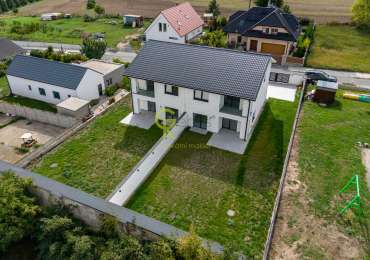 Prodej novostavby 4+kk /dvě koupelny/ dvě šatny/ zahrada, Podolanka – Praha-východ