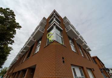 Pronájem světlého bytu 1+kk, 27 m², s balkonem –  ul. Mladoboleslavská, Praha–Kbely