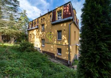 Bytový dům se 6 byty a nebytovým prostorem -  Liberec