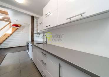 Světlé 2+kk s galerií - ul.Branická, Praha 4 - Braník