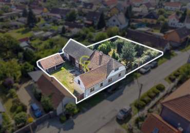 venkovské stavení s pozemkem - Záryby, Praha východ