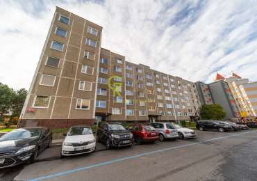 Pronájem 3+1 s balkonem a neprůchozími pokoji - ul. Borského, Praha 5 - Barrandov