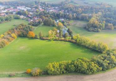 stavební pozemek s obrovským potenciálem - Tismice, Středočeský kraj