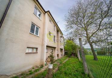 družstevní byt 3+1 s balkonem, garáží a zahrádkou - Malíkovice