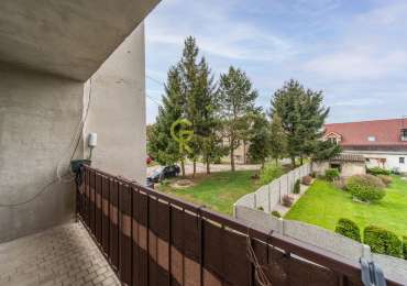 družstevní byt 3+1 s balkonem, garáží a zahrádkou - Malíkovice