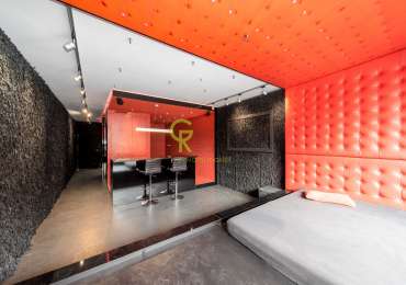 Netradiční byt s nádechem extravagance k pronájmu - ul. Podle Náhonu, Praha 4