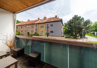 Netradiční byt s nádechem extravagance k pronájmu - ul. Podle Náhonu, Praha 4