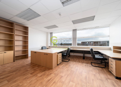 Prodej komerčního objektu, Administrativní budova, 1029 m²