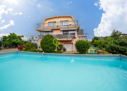Prodej bytu, 4+kk, 96 m²