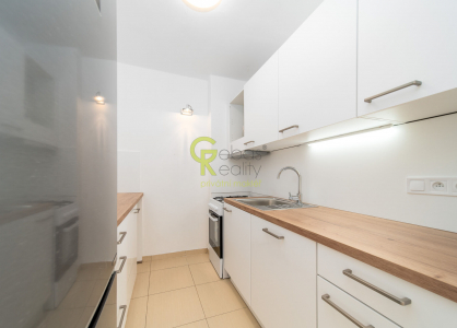 Pronájem bytu, 3+kk, 56 m²